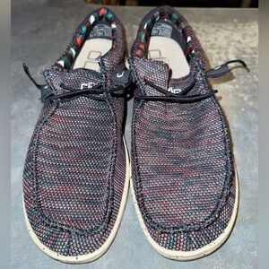 *BRAND NEW* Hey Dude Wally Sox Stitch Size 13